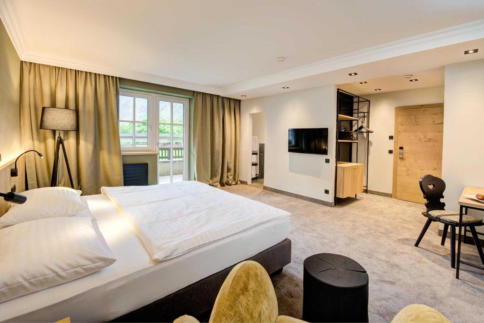 Hotel Gut Brandlhof Зальфельден Экстерьер фото